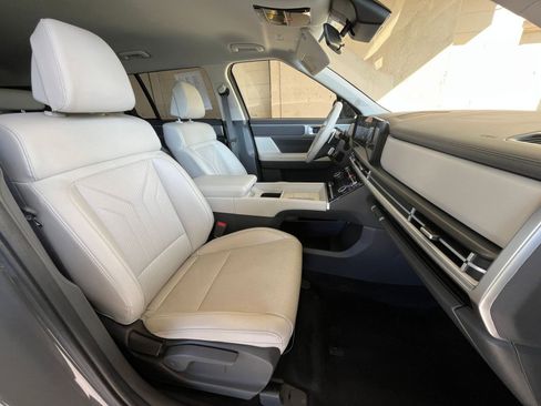 Used 2025 Hyundai Santa Fe SEL image 38