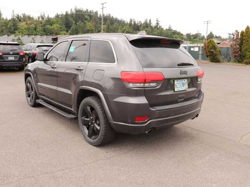 Used 2014 Jeep Grand Cherokee Altitude RWD image 7