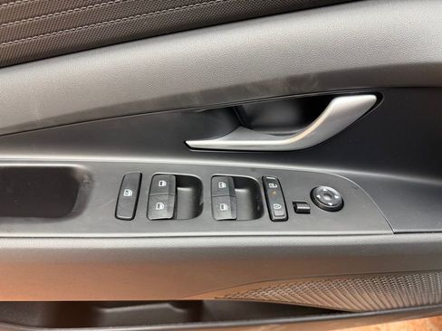 New 2026 Hyundai Elantra SE image 19