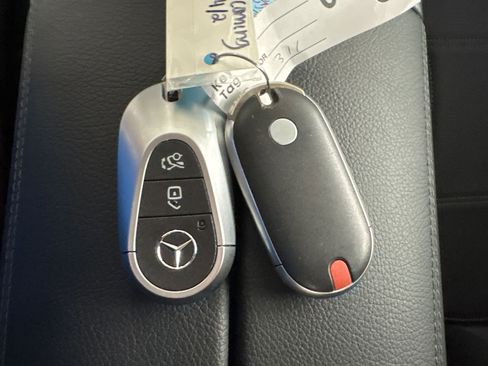 Certified 2023 Mercedes-Benz C 300 Sedan image 33