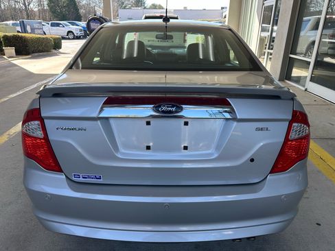 Used 2010 Ford Fusion SEL image 12