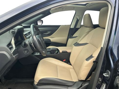 Used 2021 Lexus ES 350 w/ Premium Package image 9