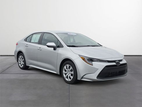 Certified 2024 Toyota Corolla LE FWD image 7