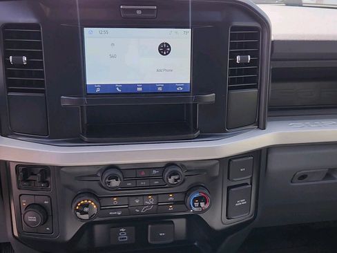 New 2025 Ford F550 4x4 SuperCab Super Duty image 19
