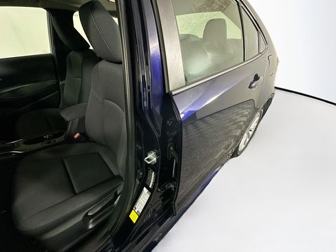 Used 2023 Toyota Corolla LE w/ LE Premium Package FWD image 12