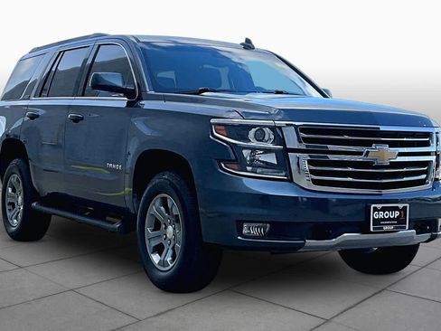 Used 2019 Chevrolet Tahoe LT w/ Off-Road Package AWD/4WD image 3