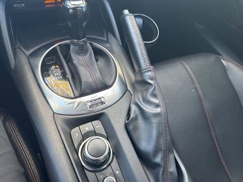 Used 2019 MAZDA MX-5 Miata RF Grand Touring w/ Appearance Package image 59