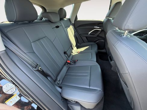 New 2025 Audi Q5 Premium image 18