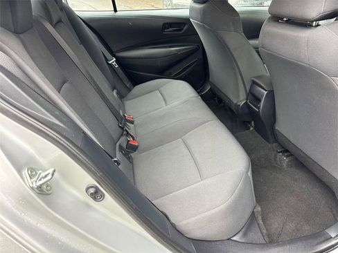 Used 2022 Toyota Corolla LE image 14