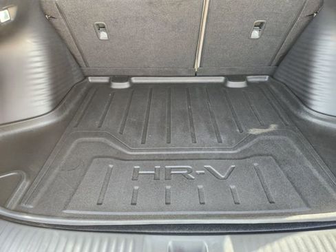Used 2024 Honda HR-V LX image 32