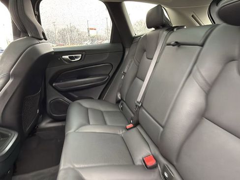 Certified 2025 Volvo XC60 B5 Plus image 26