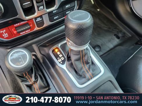 Used 2022 Jeep Gladiator Mojave w/ Cold Weather Group image 24