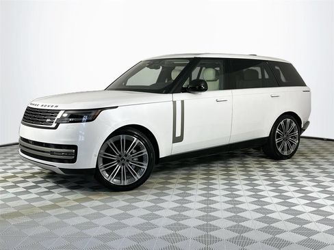 Certified 2025 Land Rover Range Rover Long Wheelbase SE AWD/4WD image 1