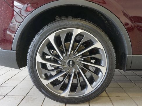 Used 2022 Lincoln Aviator Reserve w/ Equipment Group 201A image 33