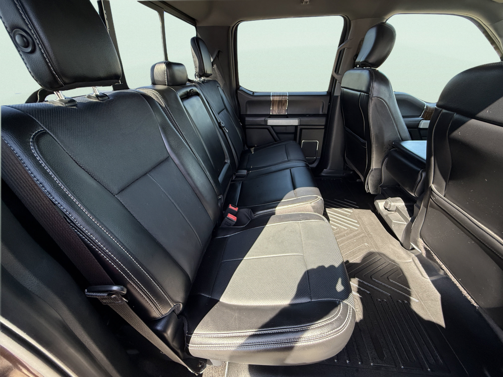 Used 2018 Ford F150 Lariat AWD/4WD image 14