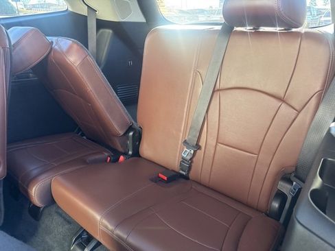 Used 2018 Buick Enclave Avenir w/ Avenir Technology Package image 12