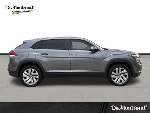 Used 2023 Volkswagen Atlas Cross Sport SE image 4