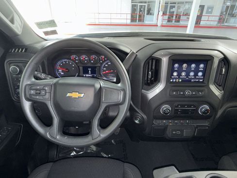 Used 2023 Chevrolet Silverado 1500 Custom AWD/4WD image 16