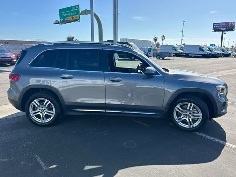 Used 2020 Mercedes-Benz GLB 250 image 8