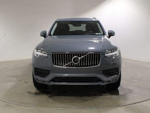 Used 2022 Volvo XC90 T5 Momentum w/ Advanced Package image 8