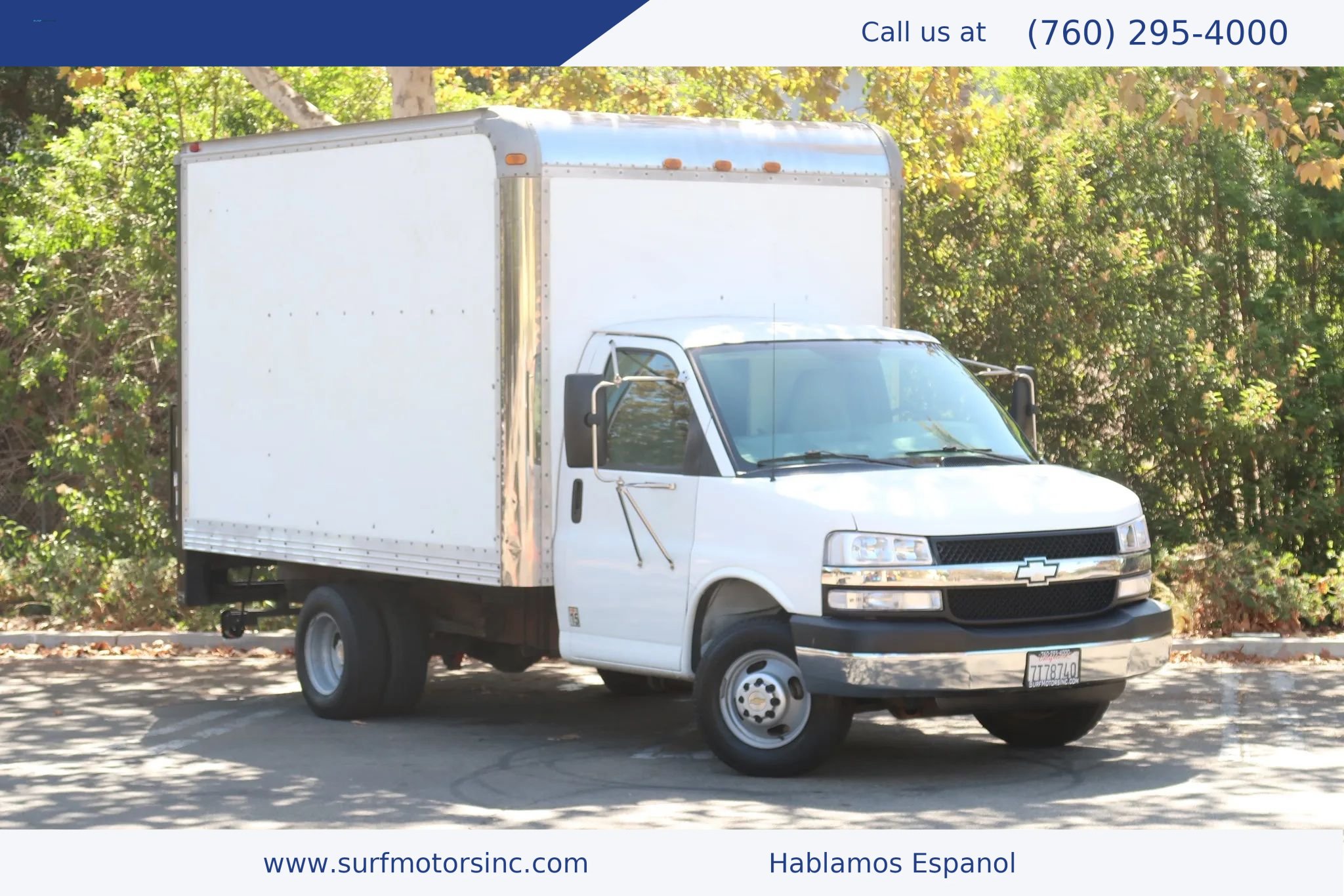 Used 2004 Chevrolet Express 3500 w/ Chrome Appearance Package RWD image 1