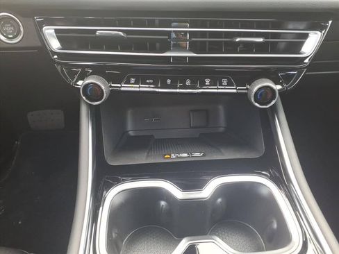 New 2026 Chevrolet Traverse RS FWD image 24