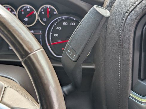 Used 2019 Chevrolet Silverado 1500 LT Trail Boss AWD/4WD image 31