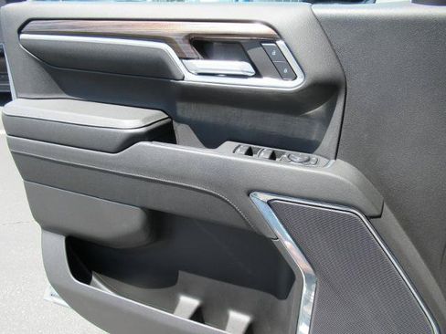 Certified 2024 Chevrolet Silverado 1500 LT AWD/4WD image 18