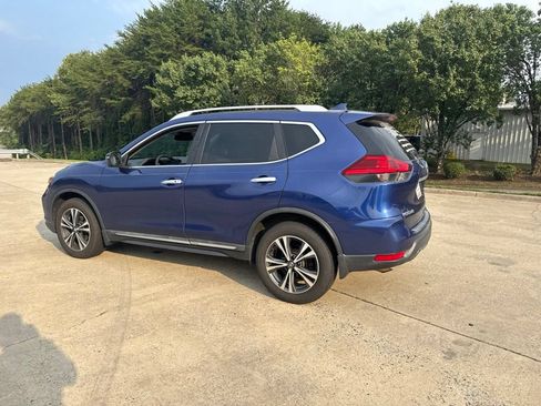 Used 2017 Nissan Rogue SL w/ SL Premium Package AWD/4WD image 12