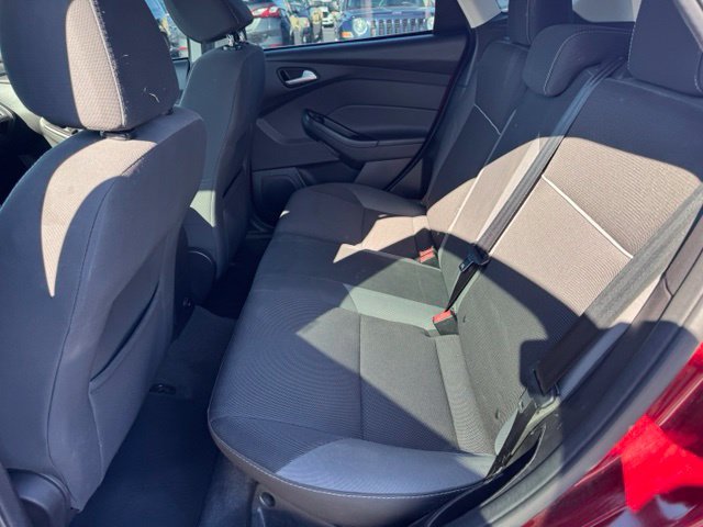 Used 2014 Ford Focus SE FWD image 13