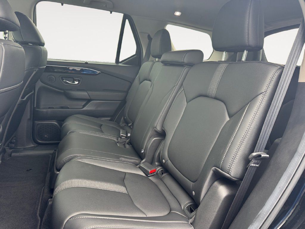 Used 2026 Honda Pilot EX-L image 13