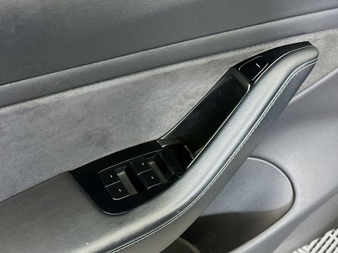 Used 2020 Tesla Model 3 Long Range AWD/4WD image 15
