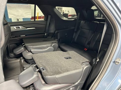 New 2026 Ford Explorer ST-Line w/ ST-Line Street Pack AWD/4WD image 37