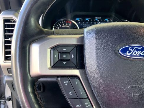 Used 2020 Ford F150 Platinum w/ Equipment Group 701A Luxury image 24