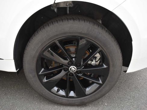 Used 2024 Jaguar F-PACE R-Dynamic S AWD/4WD image 15