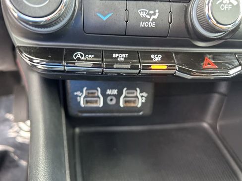 Certified 2023 Dodge Durango GT image 41