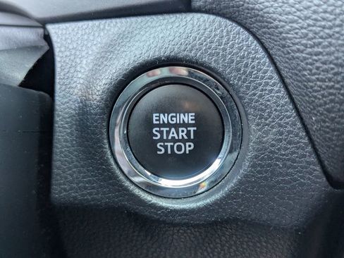 Used 2023 Toyota RAV4 XLE AWD/4WD image 21
