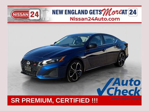 Certified 2023 Nissan Altima 2.5 SR w/ SR Premium Package FWD image 1