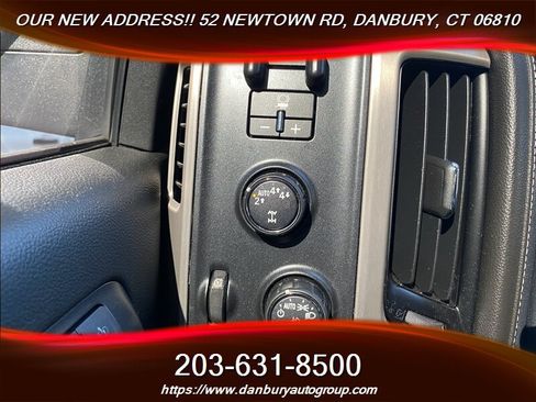 Used 2018 GMC Sierra 1500 Denali w/ Denali Ultimate Package AWD/4WD image 19