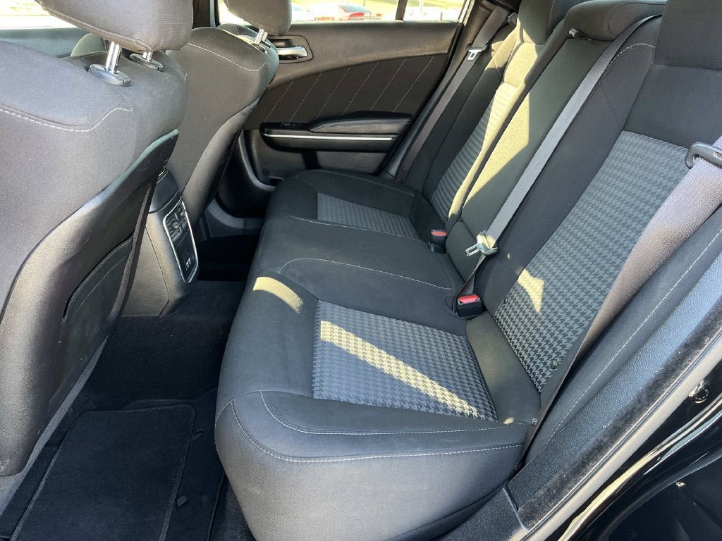 Used 2022 Dodge Charger GT w/ Driver Convenience Group RWD image 19