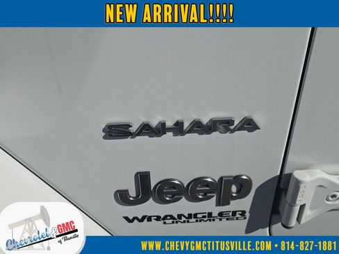 Used 2022 Jeep Wrangler Unlimited Sahara w/ LED Lighting Group image 12