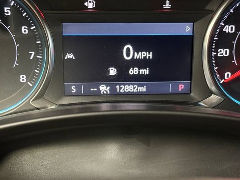 Used 2024 Chevrolet Equinox Premier AWD/4WD image 24