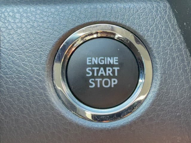 Used 2024 Toyota Camry SE w/ Convenience Package FWD image 26