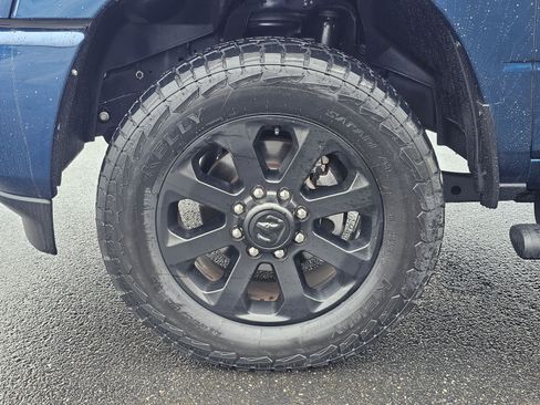 Used 2022 RAM 3500 Big Horn w/ Night Edition AWD/4WD image 8