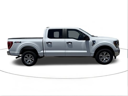 Used 2023 Ford F150 XLT AWD/4WD image 2
