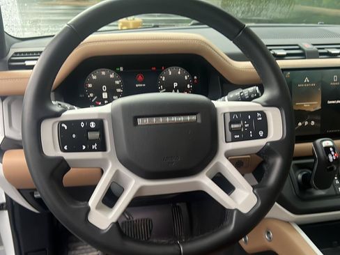 Used 2025 Land Rover Defender 130 S AWD/4WD image 12