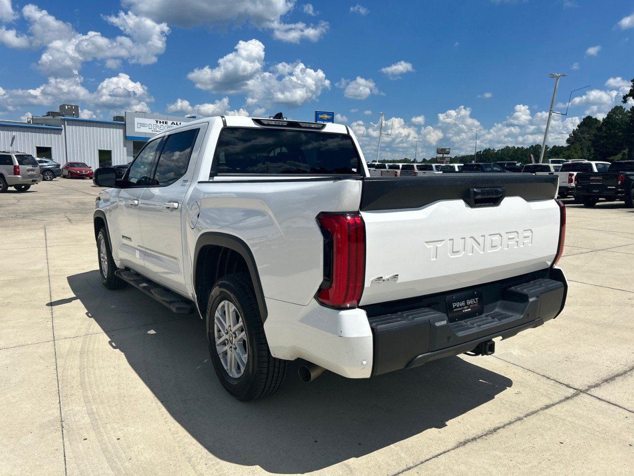 Used 2023 Toyota Tundra SR5 w/ SR5 Premium Package AWD/4WD image 4