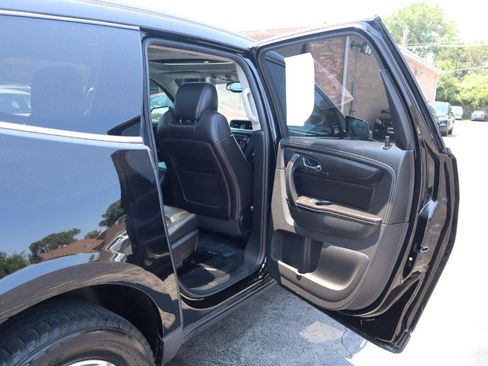 Used 2016 Chevrolet Traverse LT FWD image 13