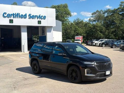 Certified 2023 Chevrolet Traverse LT w/ Midnight/Sport Edition AWD/4WD image 7