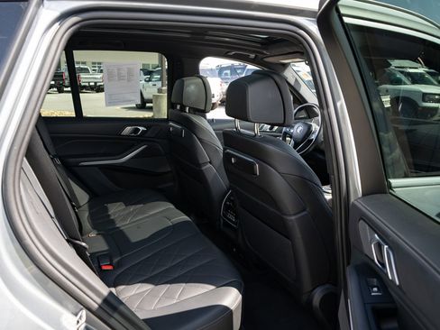 Used 2024 BMW X5 sDrive40i RWD image 21